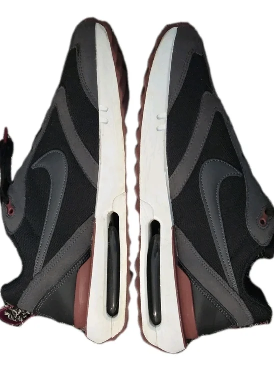 Nike Air Max Dawn Blk/Red Athletic Running Walking Sneakers US Men's Size 9.5 - Picture 6 of 10